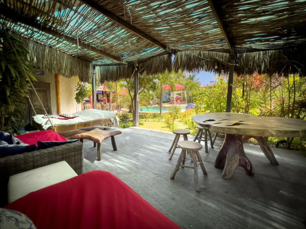 Xaina De Charme Inn
